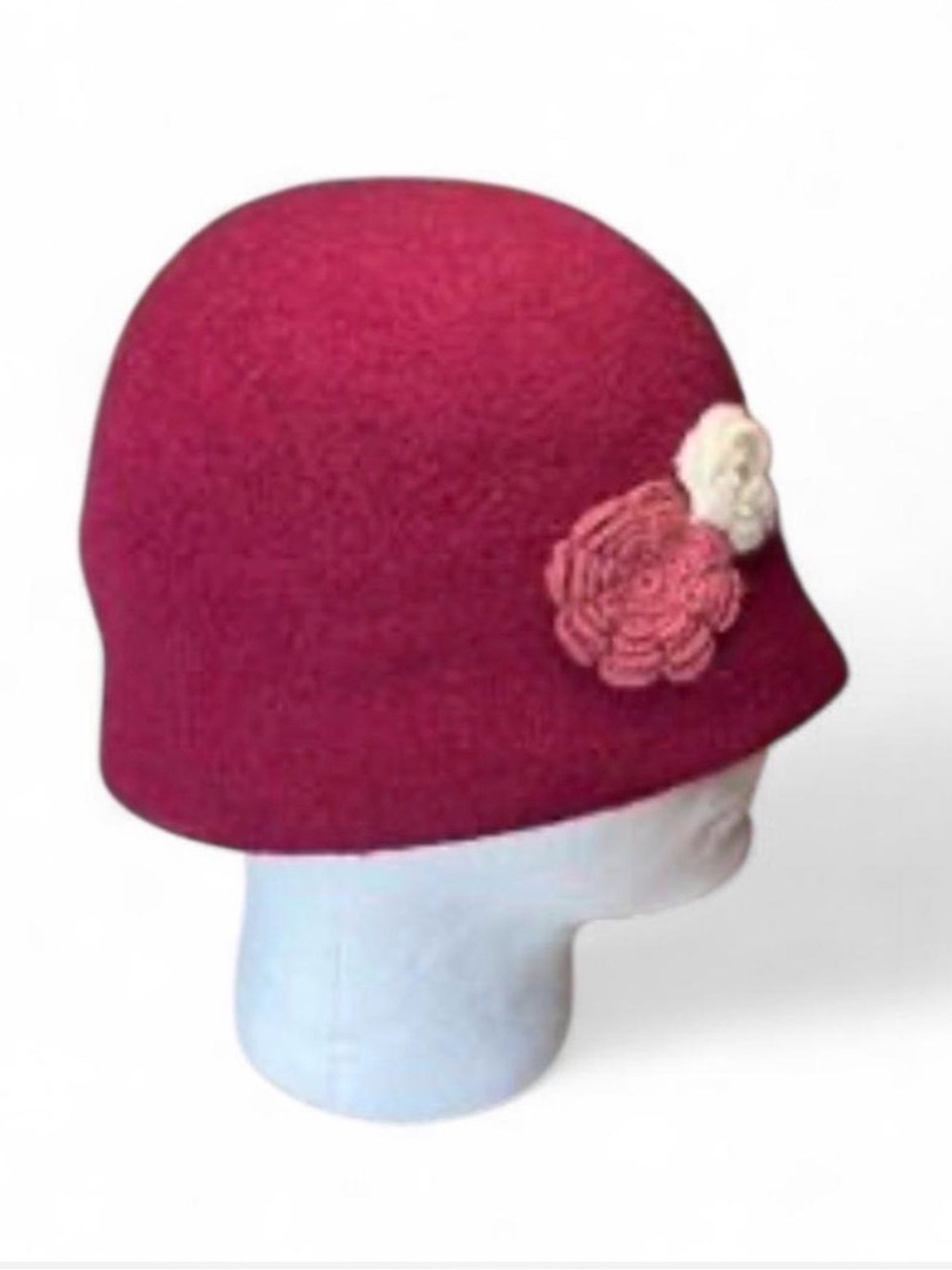 American Eagle Outfitters Cloche Hat with Crochet Flowers - Berry & Cream